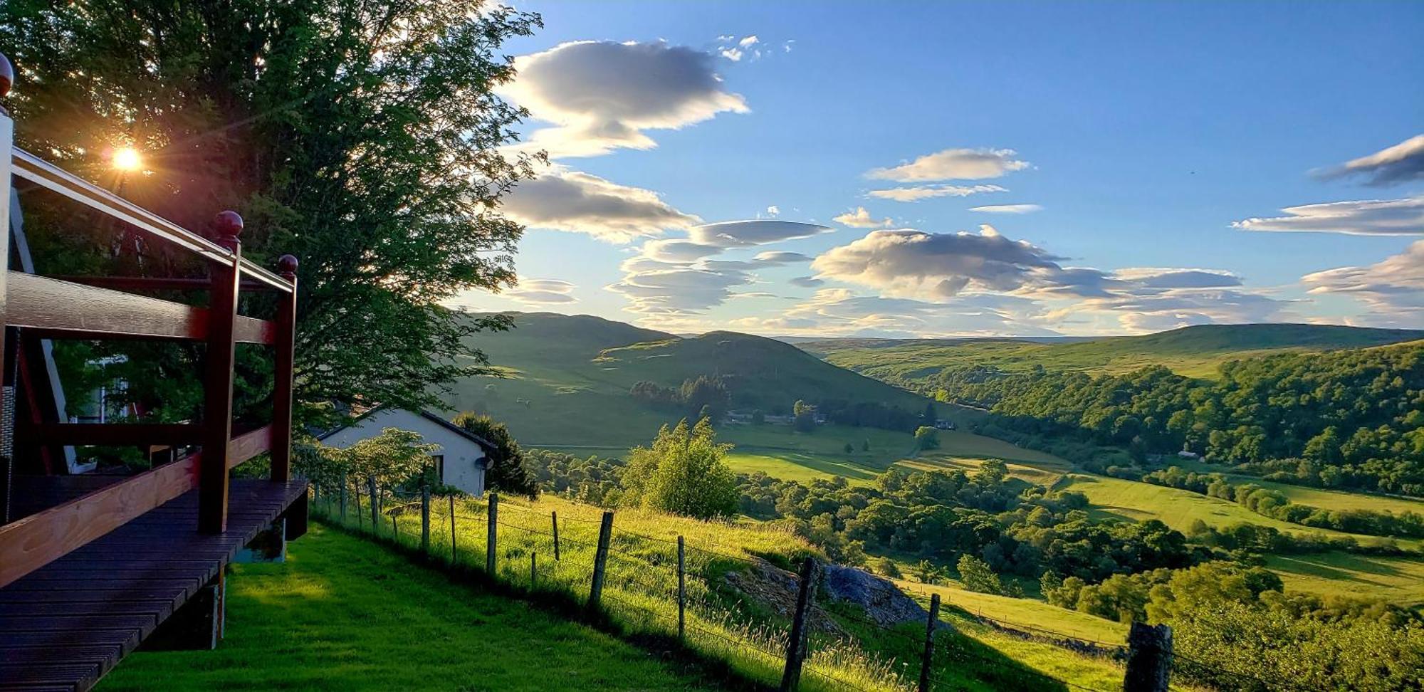 Highland Glen Lodges Rogart Экстерьер фото
