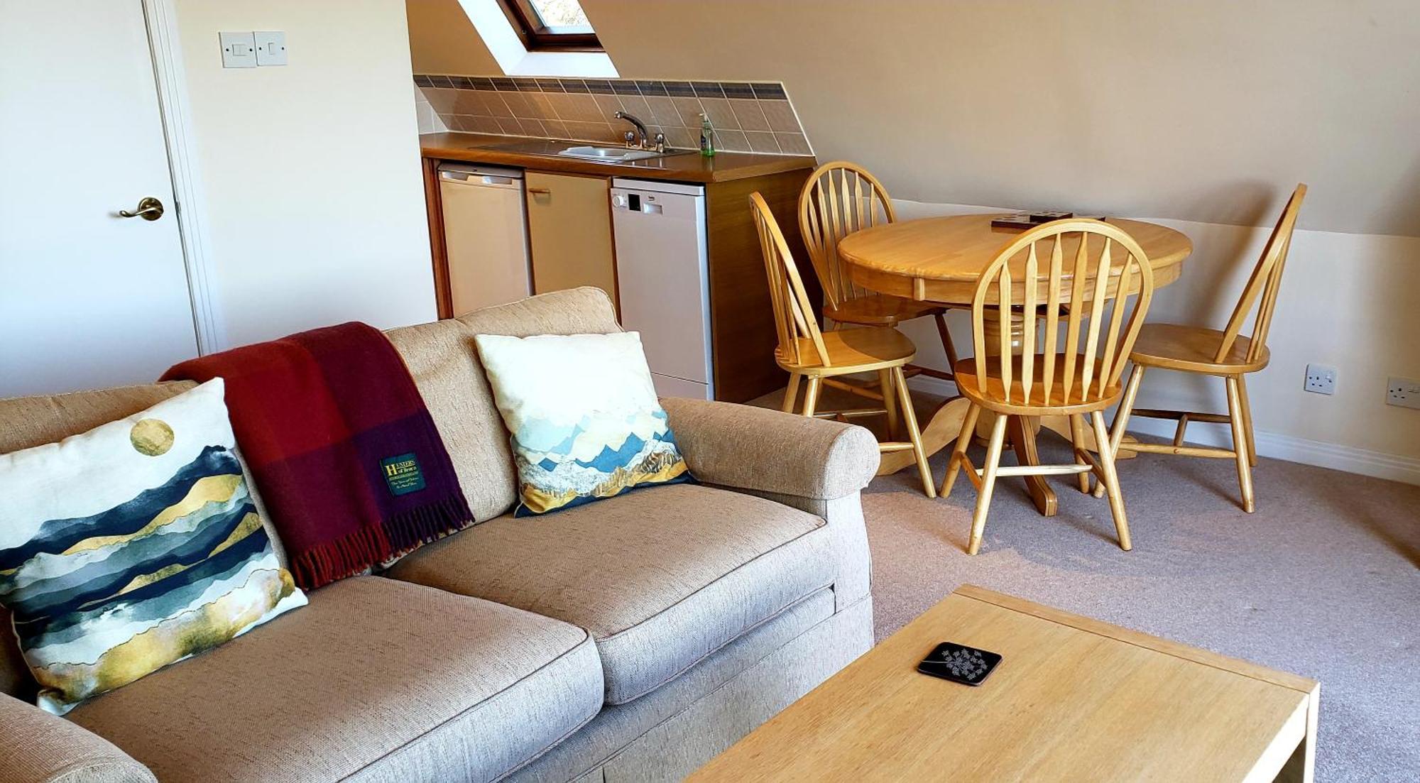 Highland Glen Lodges Rogart Номер фото